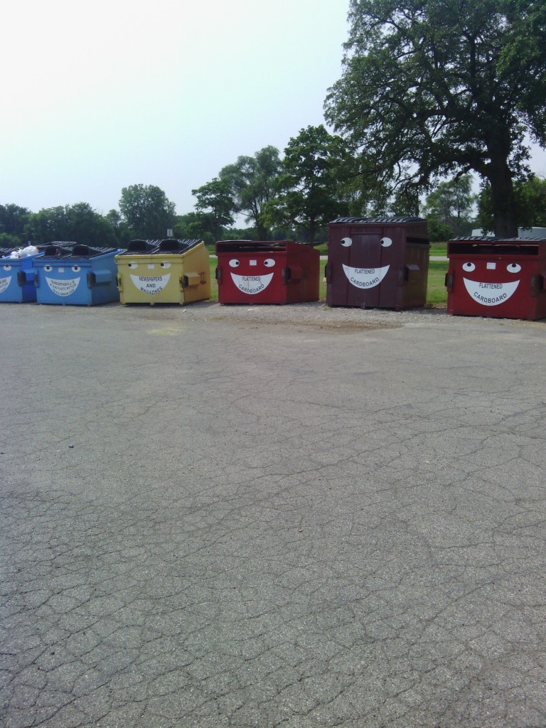 some other sweet dumpsters we ran across this week.. hehe